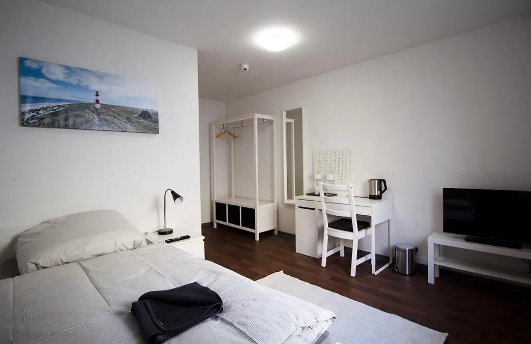Gaestehaus Emden, Gemuetliche Zimmer Mit Bad & Wlan-1