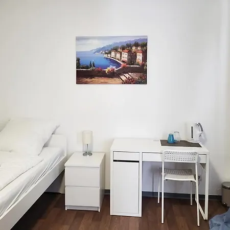 Gaestehaus Emden, Gemuetliche Zimmer Mit Bad & Wlan-2